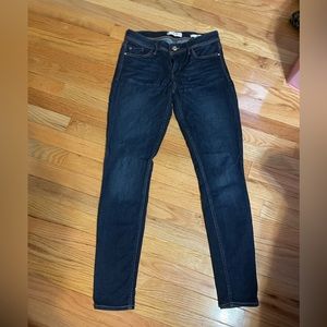 GUESS low rise skinny